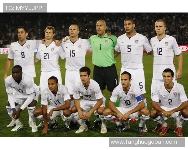 上海足球队在联合会杯积分榜上以100分稳居第一名引领全局 上海足球队在联合会杯积分榜上以100分稳居第一名引领全局